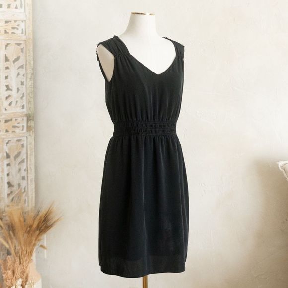 Women’s Banana Republic Black Dress size 0 - Picture 1 of 13